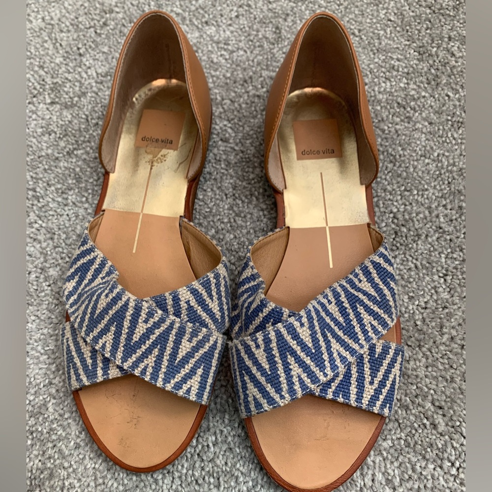 Dolce Vita Cross Peep-Toe Flat